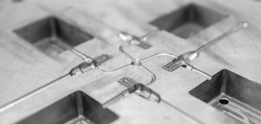 injection mould runner and gate designs