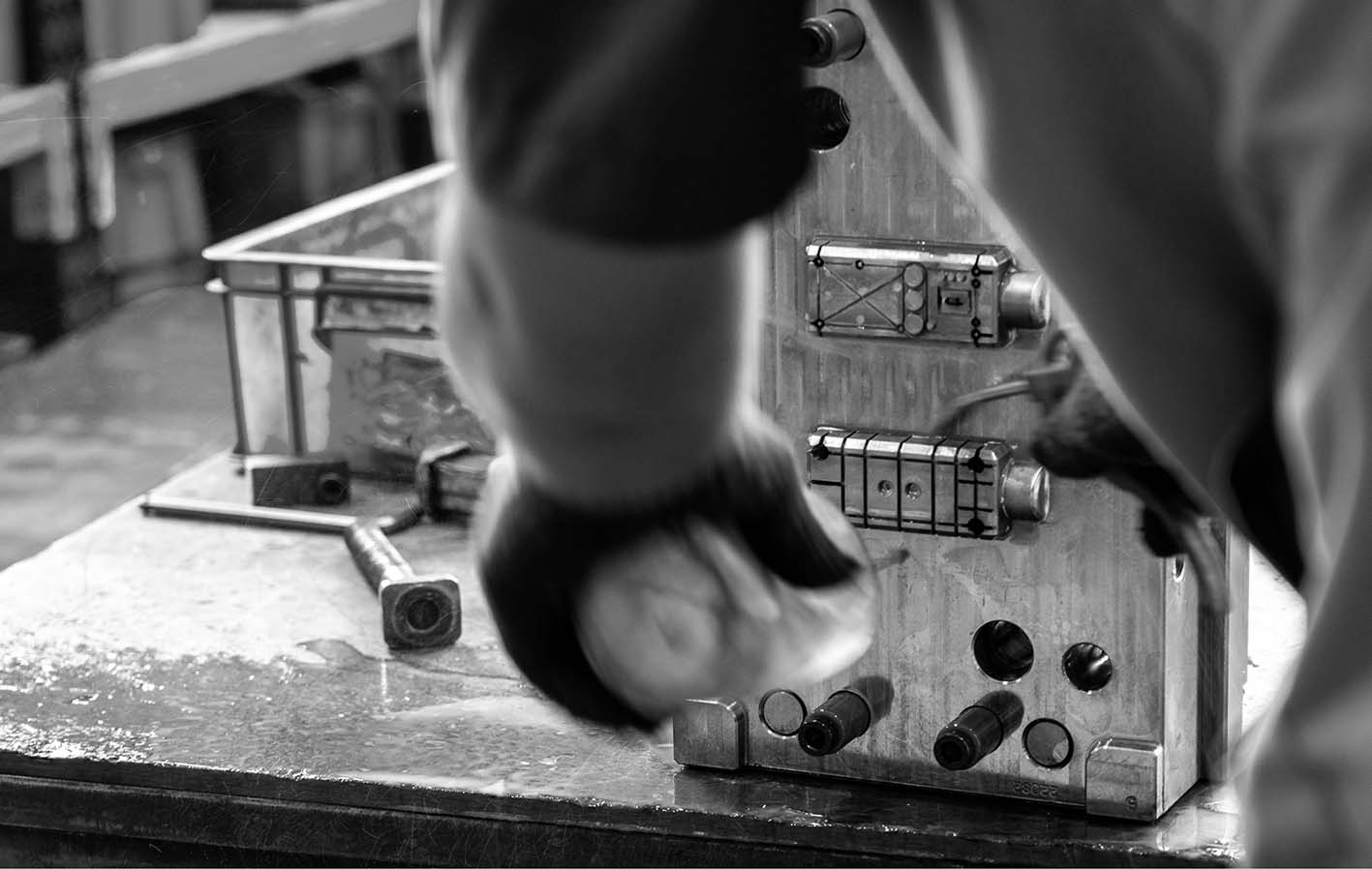 Example of worker building a rapid tool at HLH Rapid