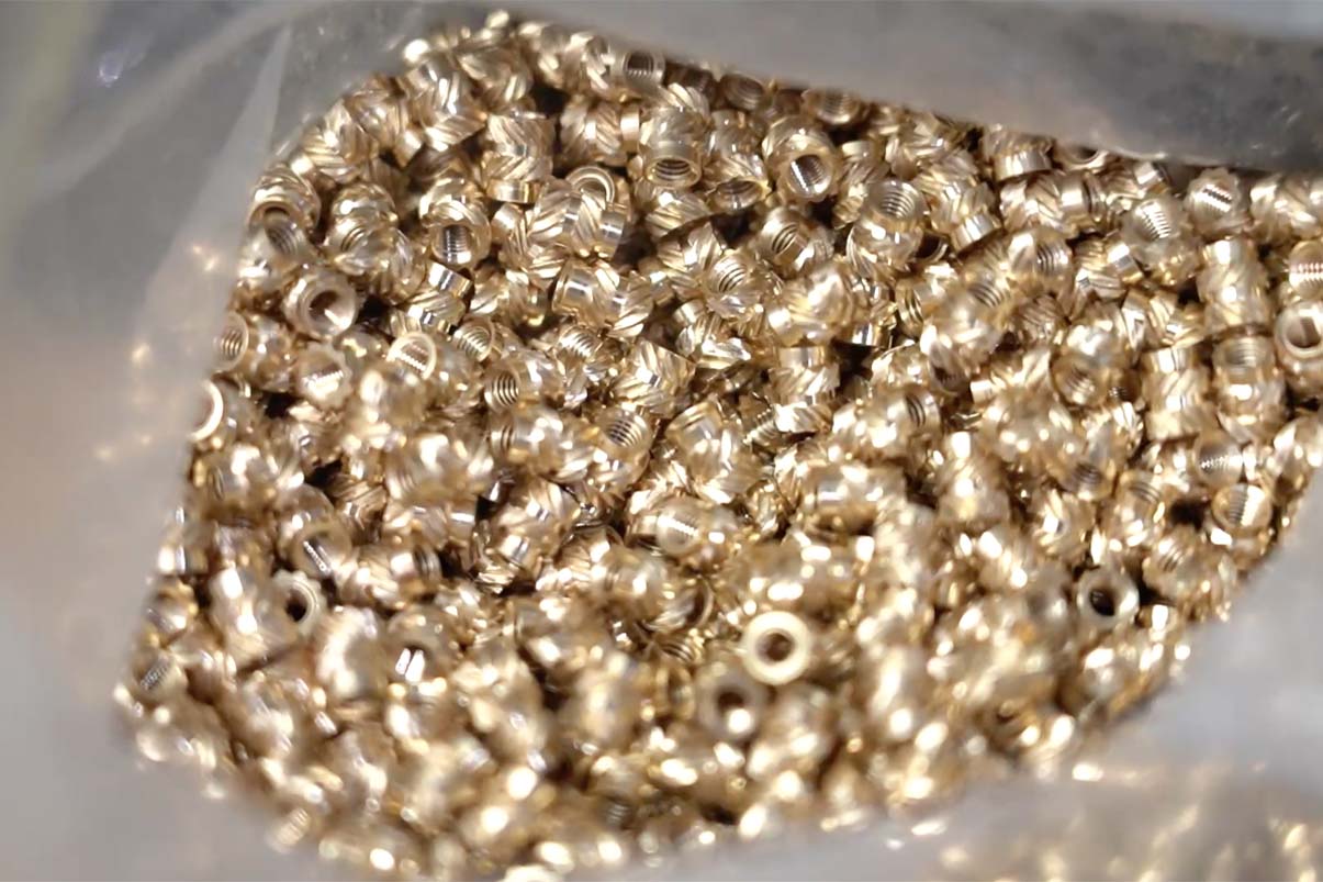 brass threaded inserts used in insert molding