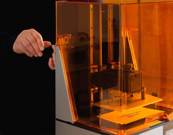 advantages and disadvantages of using sla rapid prototyping for your project