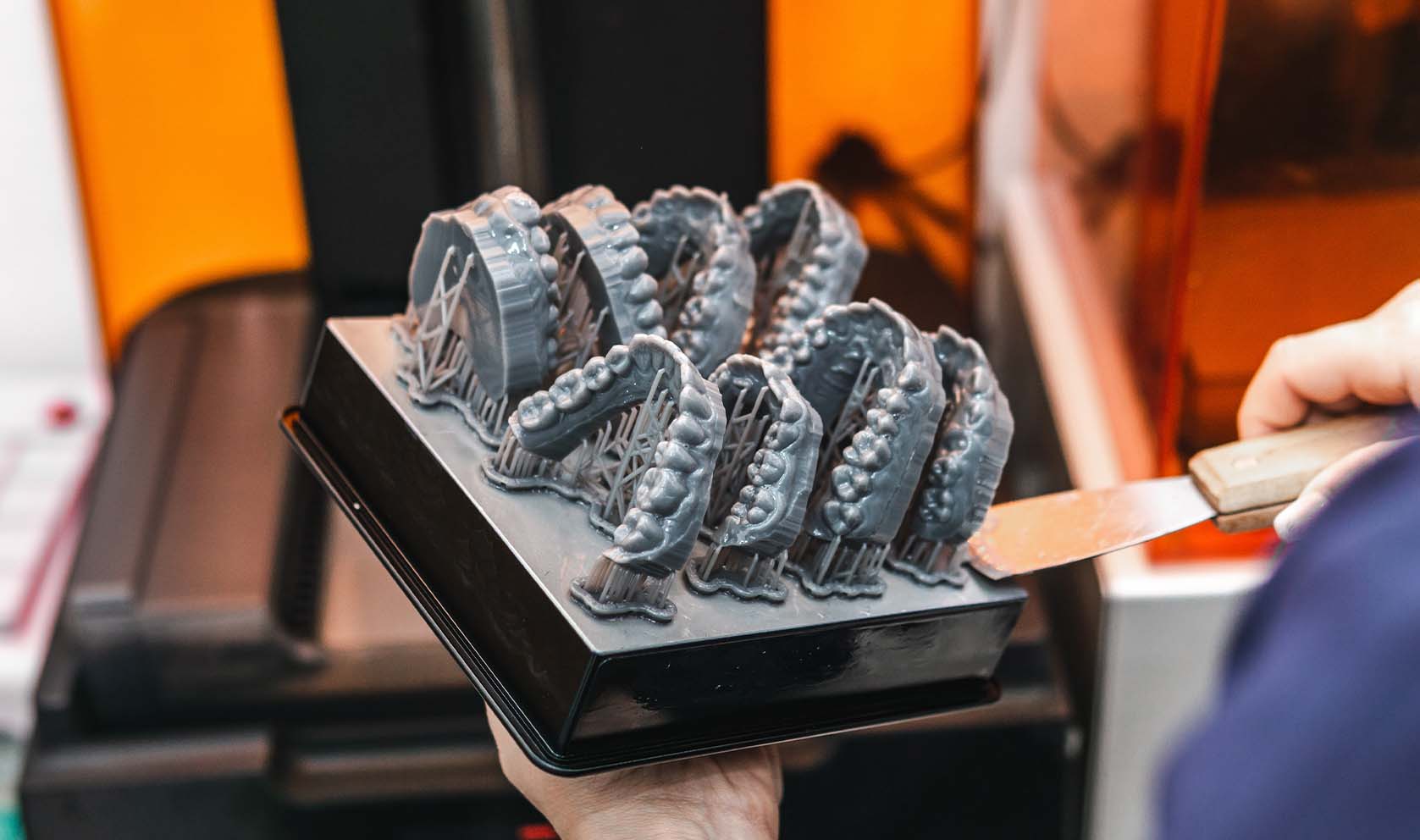 create quick plastic prototypes using 3D printing