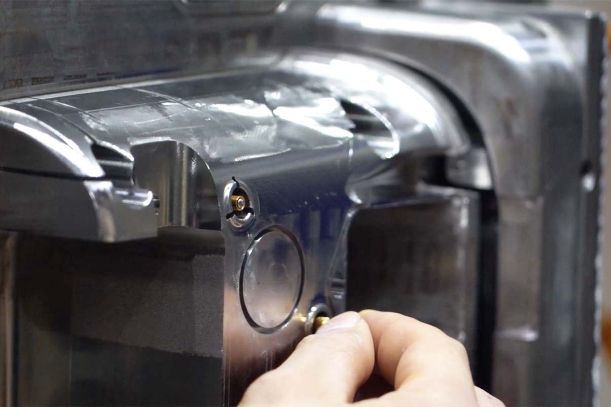 insert molding stey-by-step process